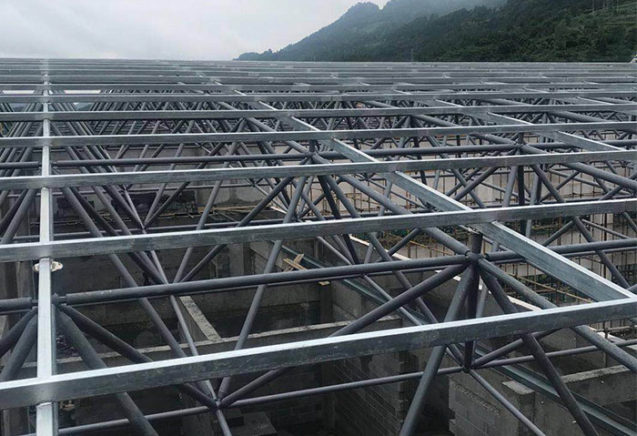 湖州仁怀冠英学校艺体楼网架